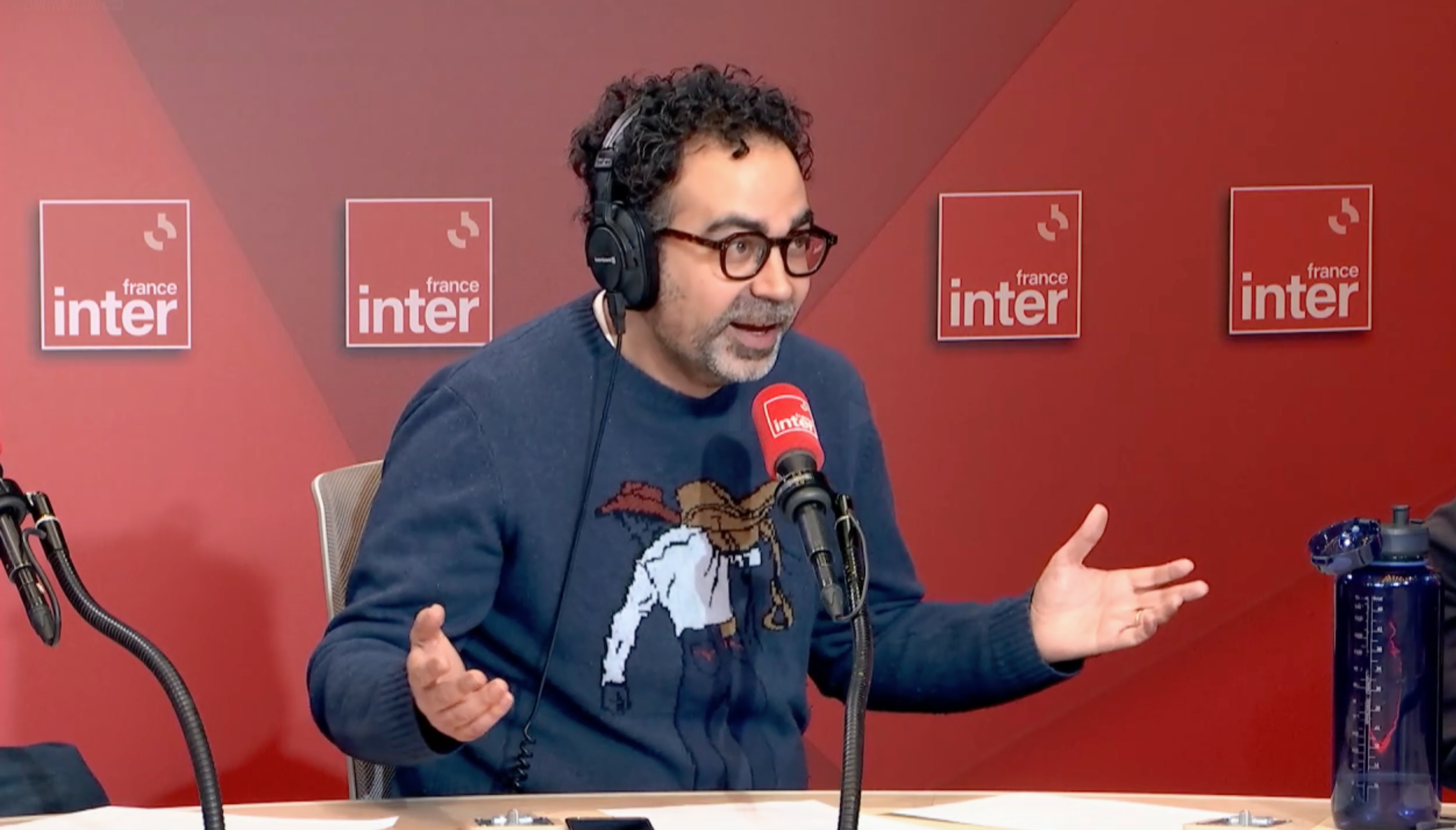 Julien Santini en studio à France Inter, 5 décembre 2025 (Paris)
